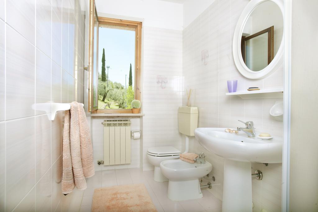 Residence Le Balze Malcesine Room photo