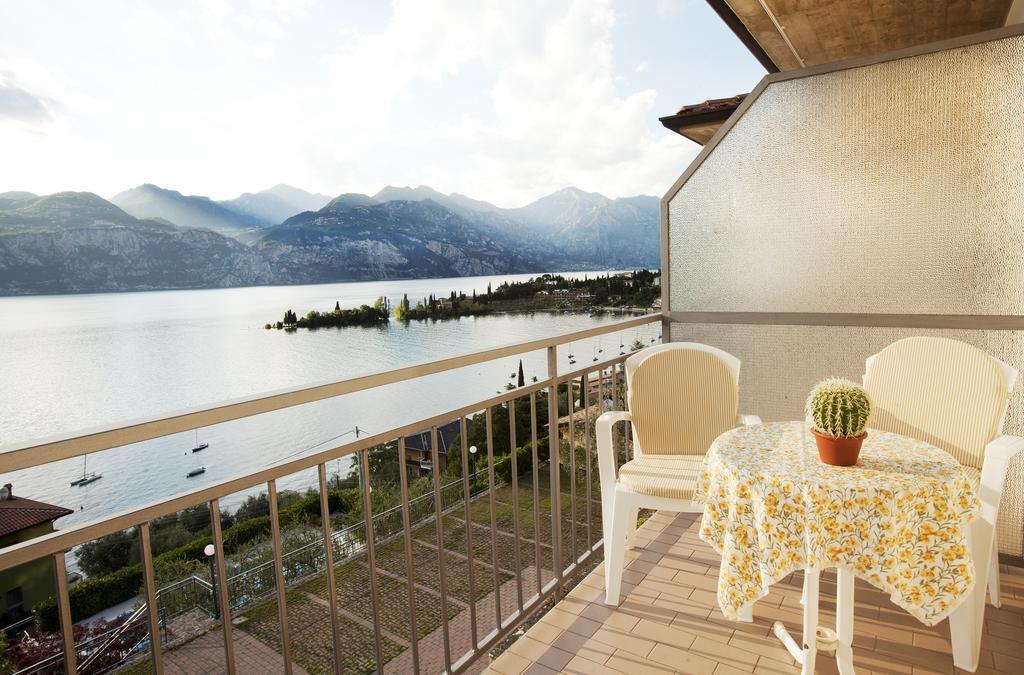 Residence Le Balze Malcesine Room photo